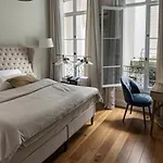 Appartement De Prestige Avenue Victor Hugo, A Deux Pas Des Champs-Elysees